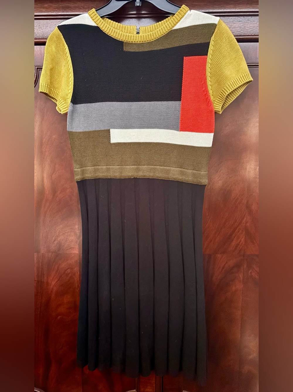 Vince Camuto Black, Olive & Red Colorblock Midi Dress